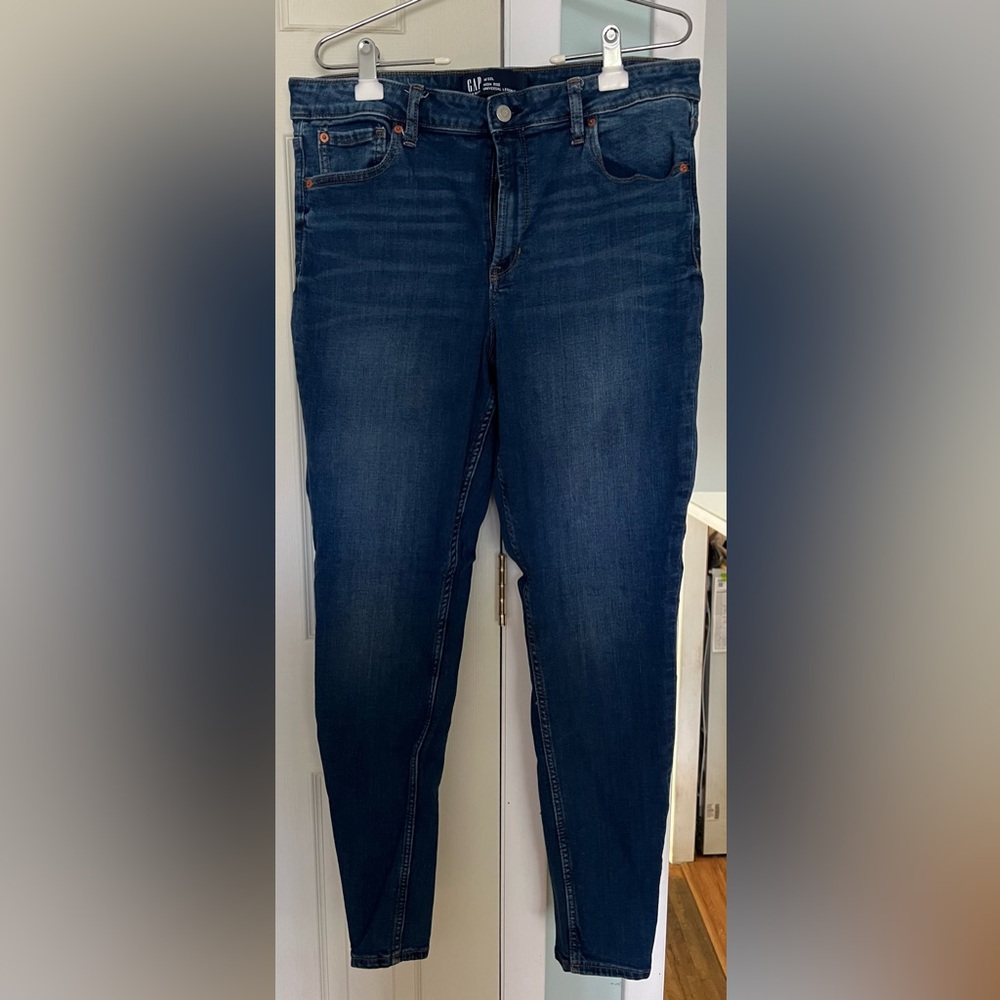 Gap High Rise Universal Legging Jeans 16/33L